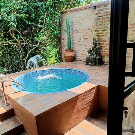 Airport Villa Kamatha -Foreign Booking Only คาตุนายากา ภายนอก รูปภาพ
