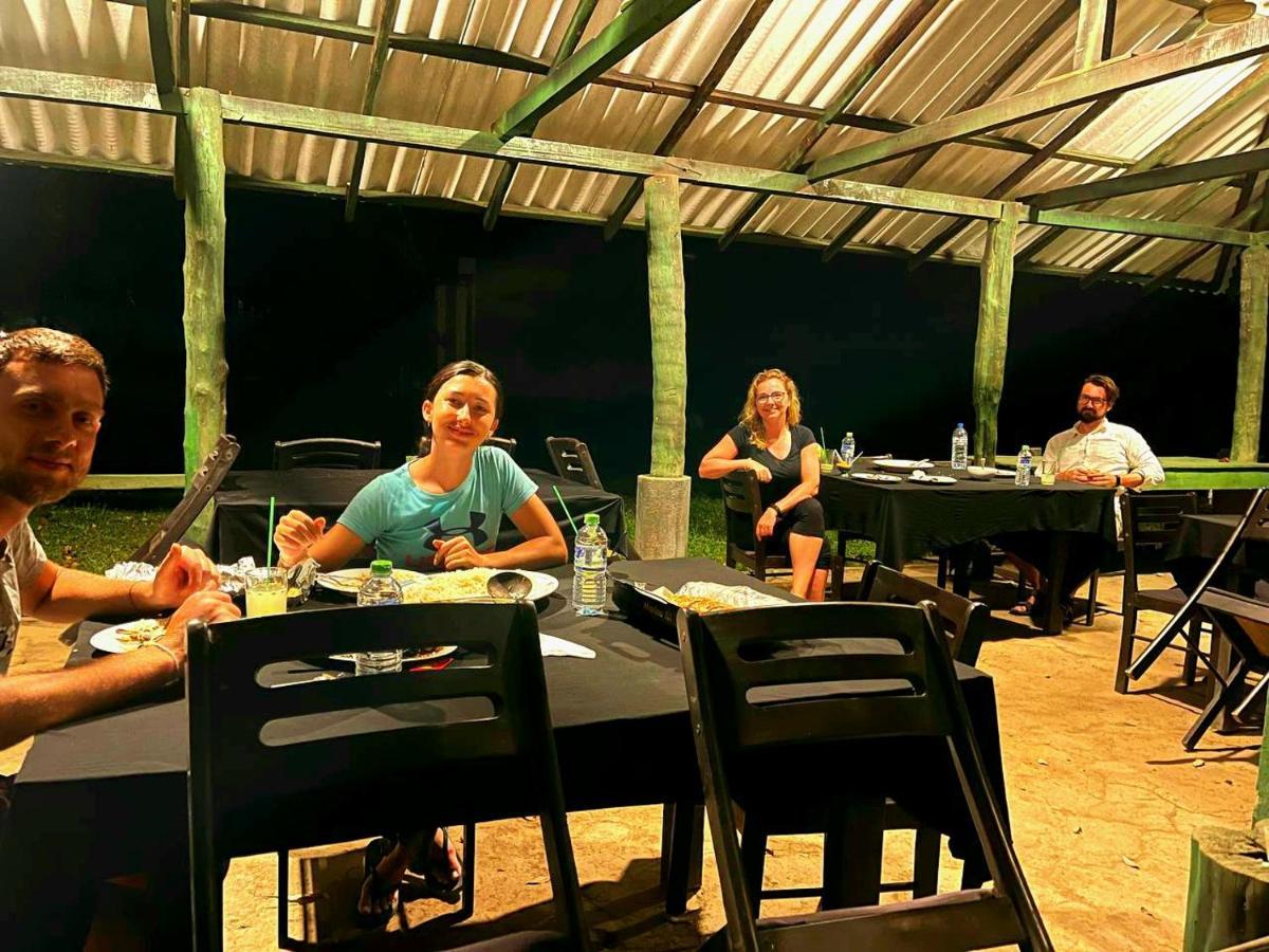 Airport Villa Kamatha -Foreign Booking Only คาตุนายากา ภายนอก รูปภาพ