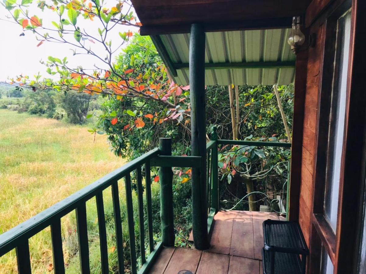 Airport Villa Kamatha -Foreign Booking Only คาตุนายากา ภายนอก รูปภาพ